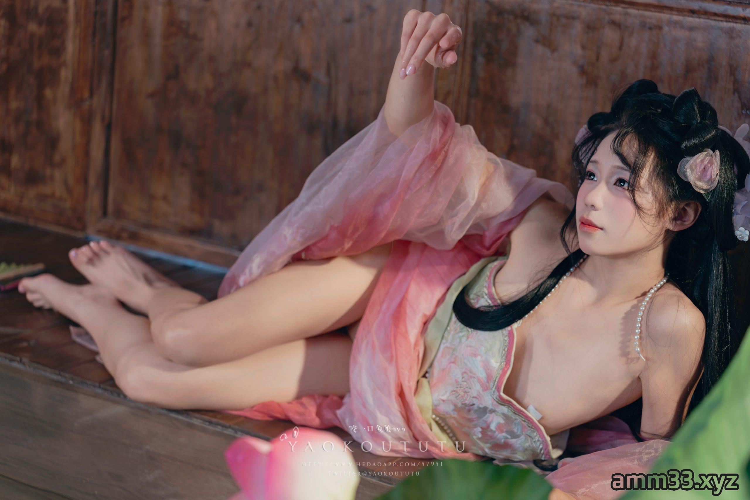 [50P-1.13G]咬一口兔娘 – 『醉倒荷塘边』&游园惊梦